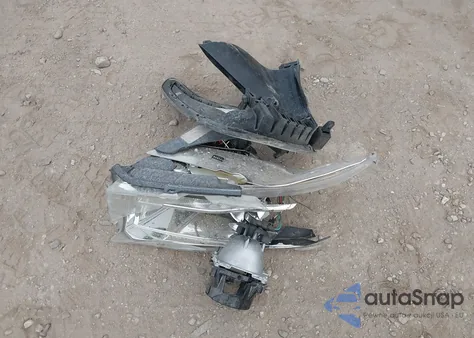 2017 Ram 1500 Laramie 4X2 6'4 Box from USA, damaged, VIN 1C6RR6JT4HS730039